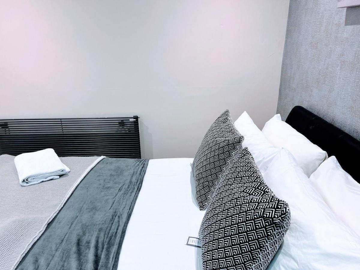 Holiday home Centre 4bedroom House With Free Parking