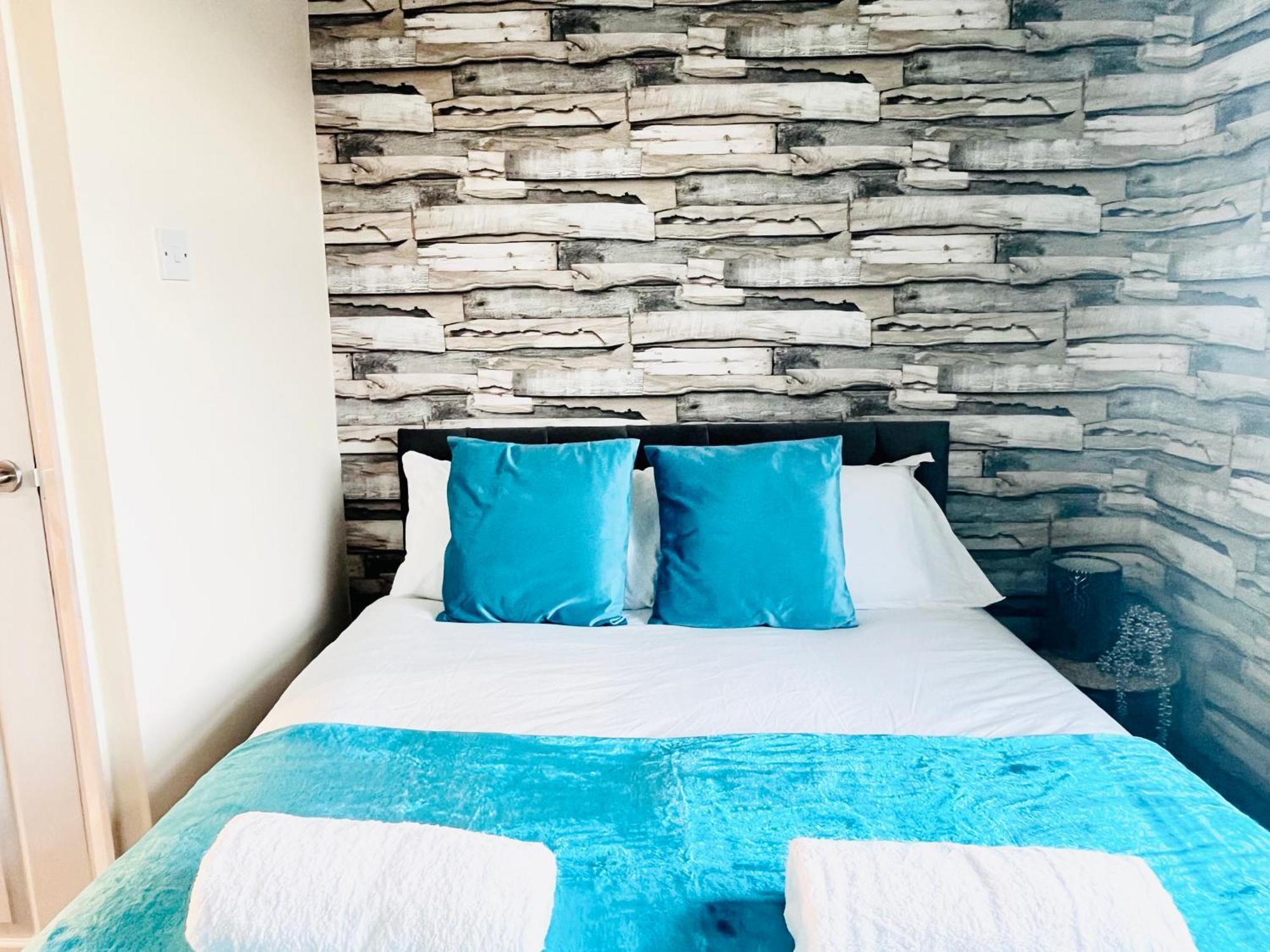 Centre 4bedroom House With Free Parking Holiday home Canterbury